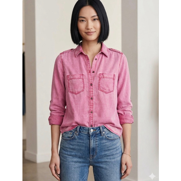 EXPRESS Tops - EXPRESS Pink Boyfriend Button Down Shirt XS